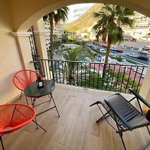 Castle Harbour Cristianos Beautiful With Pool View Appartamento